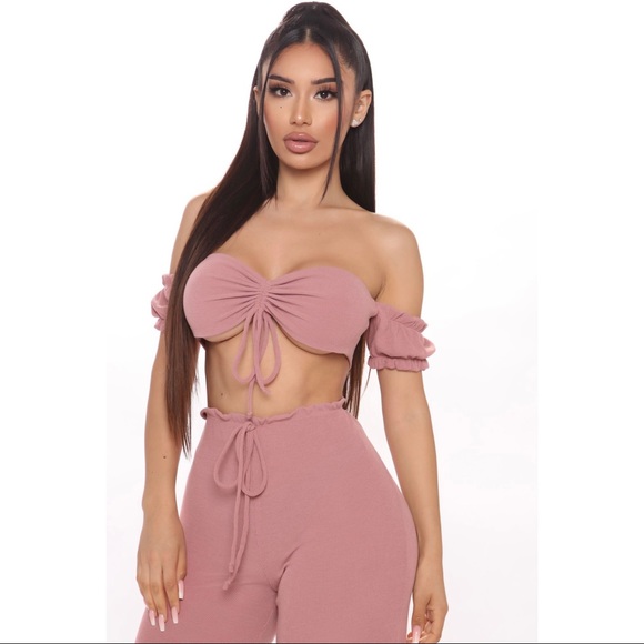 Two-Piece Frilly & Chic Soft Pink Matching Set - Picture 2 of 3